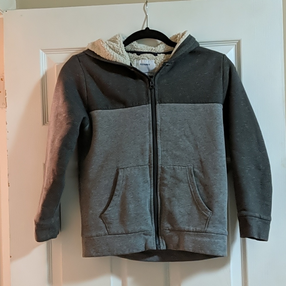 🌷Old Navy Boys zipup warm jacket size L(10-12)